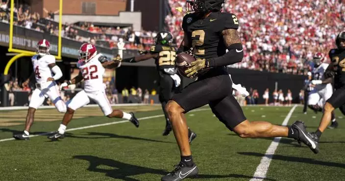 Vanderbilt takes down No. 1 Alabama 40-35 in historic college football victory