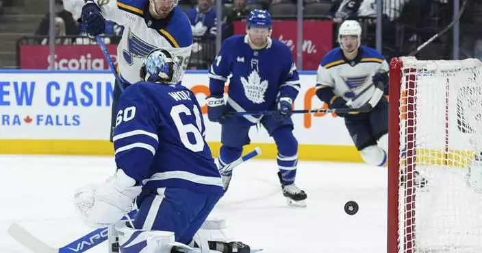 Blues beat Maple Leafs 5-1 in first meeting against former coach Craig Berube since his firing