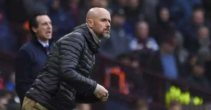 Ten Hag future up in the air after Man United draws at Villa. Tottenham collapses in 3-2 loss