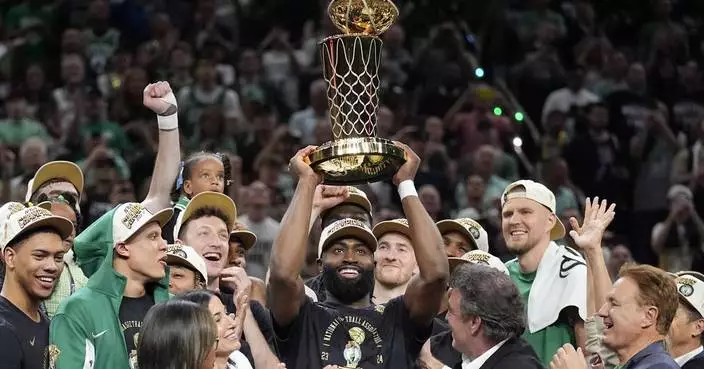 Celtics celebrate 18th NBA title with banner, rings and call from Tatum: &#8220;Let&#8217;s do it again.&#8221;