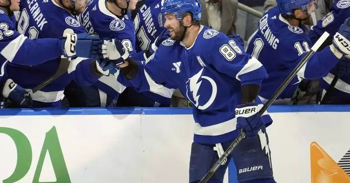 Kucherov scores with 55 seconds to play as Lightning rally for 4-3 win over Golden Knights