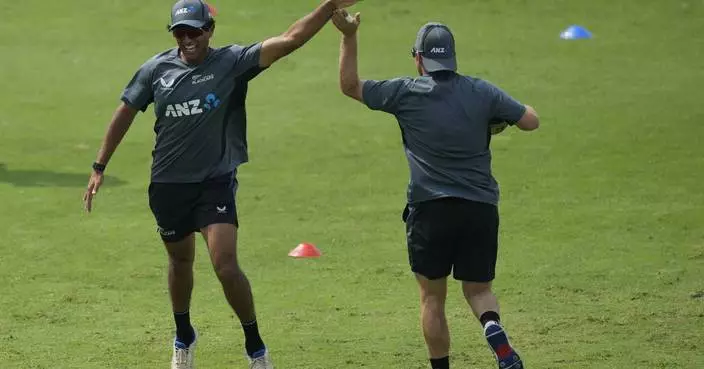 New Zealand 92-2 at lunch after winning the toss and batting in the 2nd test against India