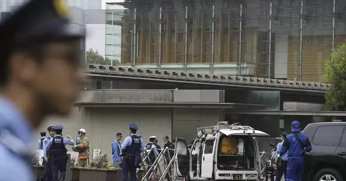 Japan&#8217;s ruling party headquarters is attacked with firebombs and suspect is arrested