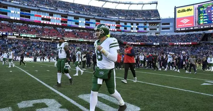 Rodgers and the Jets lose their fifth straight game in another low point to a rough season