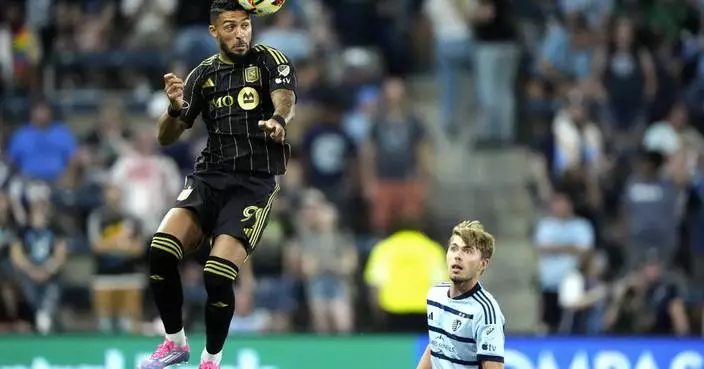 David Martínez, Denis Bouanga, Hugo Lloris power LAFC to 3-0 romp over Sporting KC