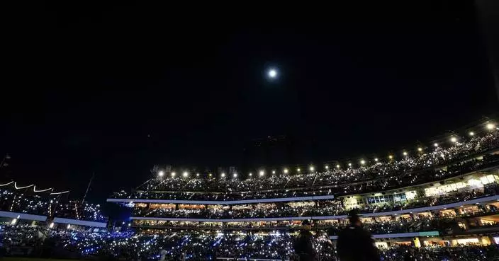 Hit the lights: Mets outfit Citi Field for electric light shows