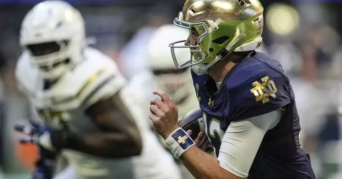 No. 12 Notre Dame to play No. 24 Navy at MetLife Stadium