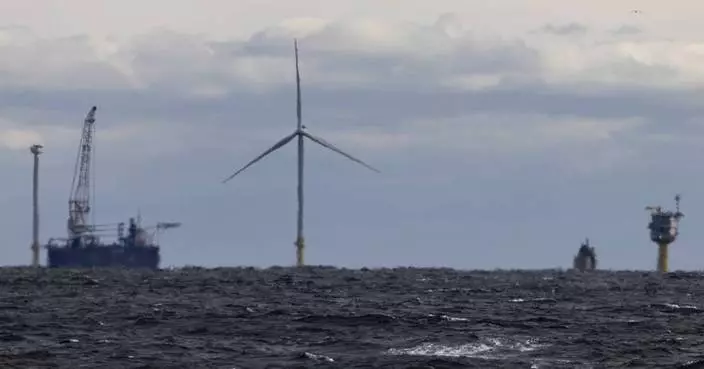 US chooses winning bids in first commercial sale for floating offshore Atlantic wind