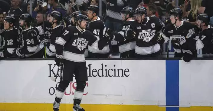 Foegele scores twice and Kings beat winless Sharks 3-2