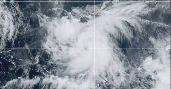 Leslie strengthens into a hurricane in the Atlantic but isn&#8217;t threatening land