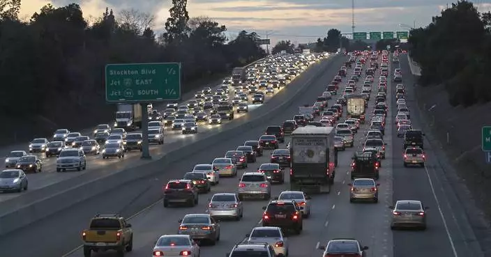 US to add features such as blind spot warnings and pedestrian detection to vehicle crash ratings