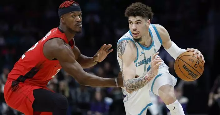 Tyler Herro scores 27 points as the Heat hold off a late comeback try by the Hornets