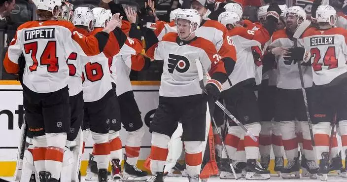 Couturier scores in OT to give Flyers 3-2 win over Predators