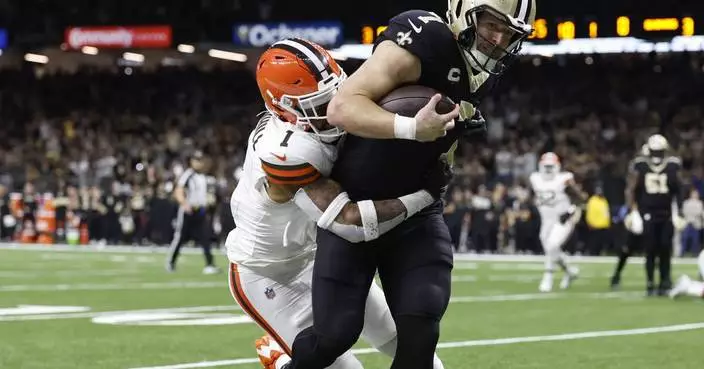 Taysom Hill runs for 3 TDs as the Saints top Jameis Winston and the struggling Browns 35-14