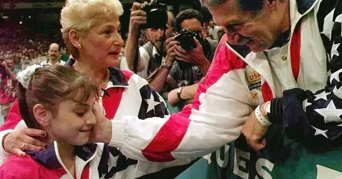 Bela Karolyi, gymnastics coach who mentored Nadia and Mary Lou and courted controversy, dies at 82