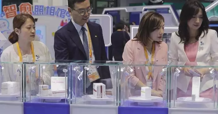 Loyal exhibitors showcase new products, technologies at CIIE, seeking new partnerships