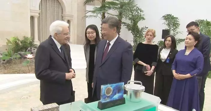 Xi gifts Italian president lunar soil collected by Chang'e-5