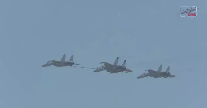 China&#8217;s updated &#8220;flying shark&#8221; fighter jet makes debut at air show