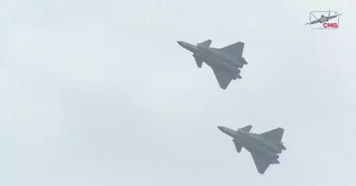 China&#8217;s J-20, J-35A stealth fighter jets&#8217; aerobatic performances wow airshow spectators