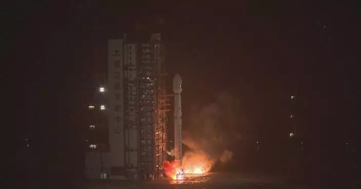 China launches ocean-salinity detection satellite into space