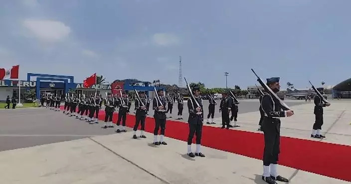 Peruvian guard of honor get ready to welcome Xi at Lima airport