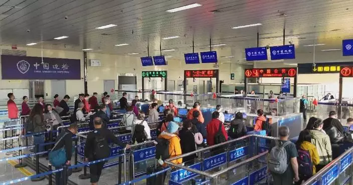 Number of exit- entry exceeds 600,000 at Urumqi International Airport