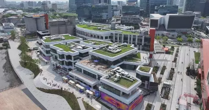 Transformed Shanghai blocks attract visitors with updated consumption experience