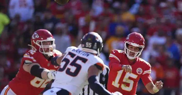 Double-digit deficits are barely a speed bump for Patrick Mahomes and the Chiefs