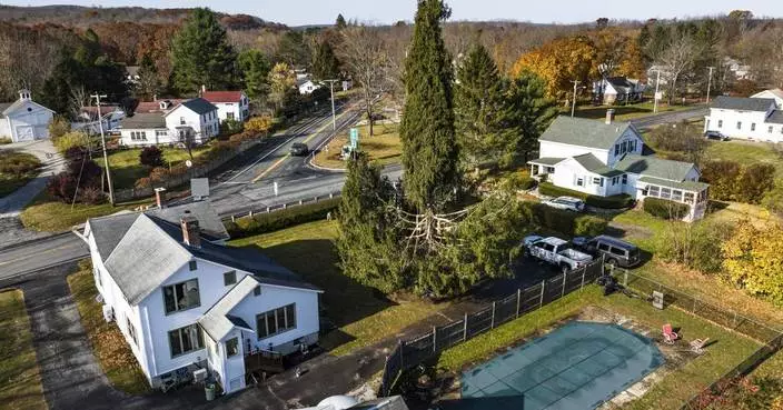 Crowds flock to tiny Massachusetts town to send off New York&#8217;s Rockefeller Christmas tree