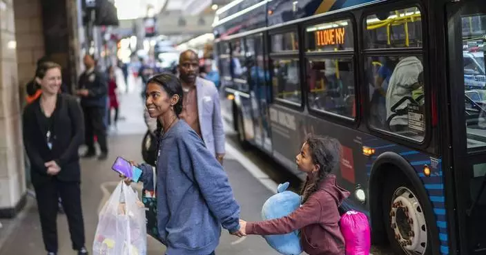 Judge says New York can&#8217;t use &#8216;antiquated, unconstitutional&#8217; law to block migrant buses from Texas