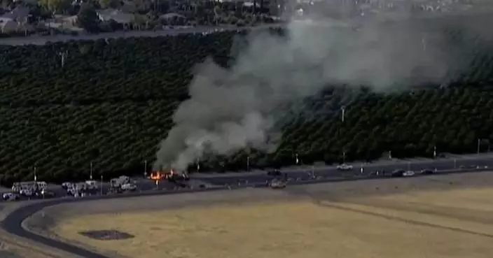 5 people are killed in Arizona when a plane crashes through an airport fence and collides with a car