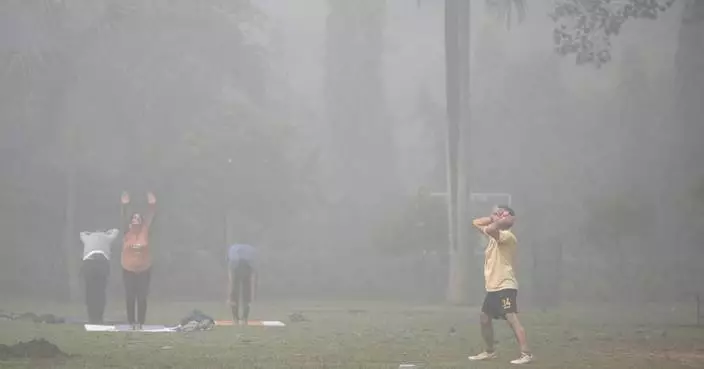 New Delhi closes schools, bans construction as air pollution shoots up to worst level this season