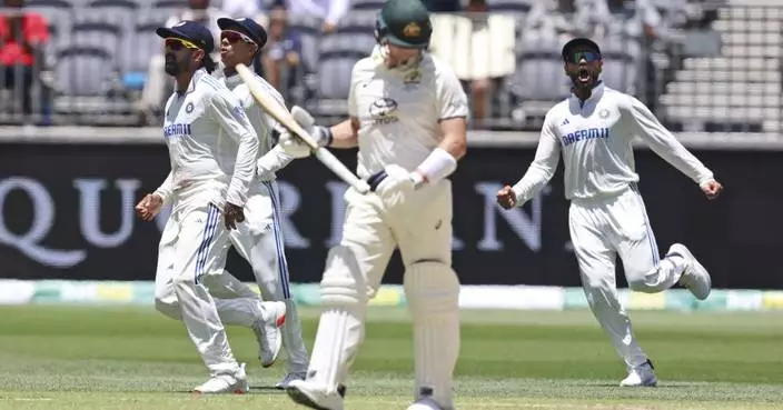 India 5 wickets away from big win in 1st test against Australia