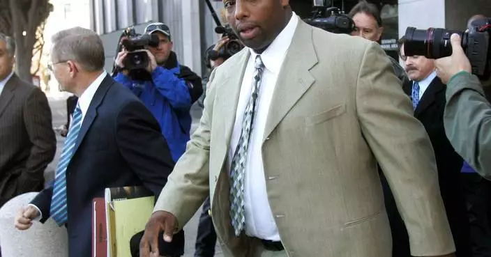 Appeals court overturns ex-49er Dana Stubblefield's rape conviction