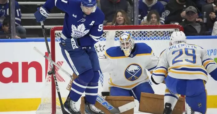 John Tavares registers 14th career hat trick as the Maple Leafs come back to defeat the Sabres 5-3