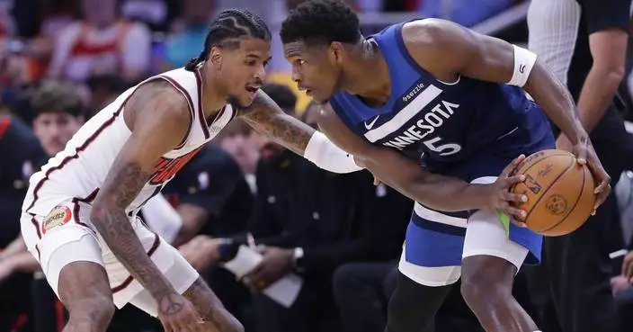 Edwards hits winning 3-pointer to cap Timberwolves rally with 113-112 win over Rockets