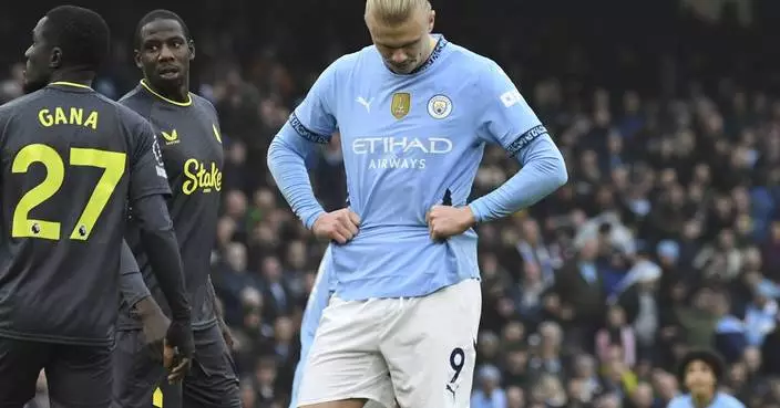 Erling Haaland misses penalty and Man City drops more points after 1-1 draw with Everton