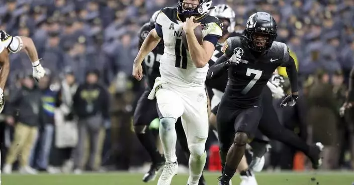 Oklahoma plays Navy for the Armed Forces Bowl