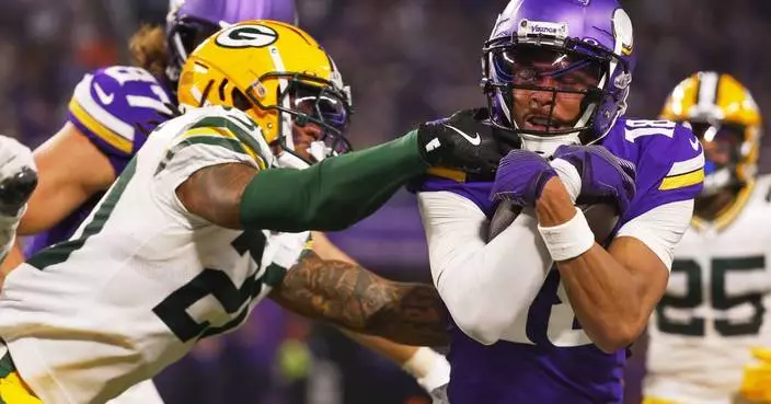 Vikings expose Packers struggles in pass defense without injured cornerback Jaire Alexander