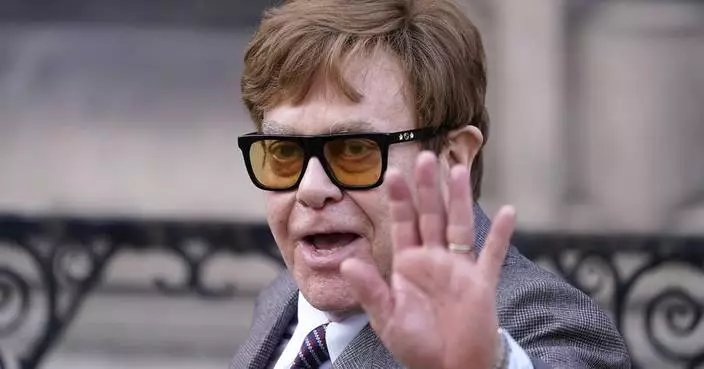 Elton John says he has lost his eyesight and struggles to see his new stage musical