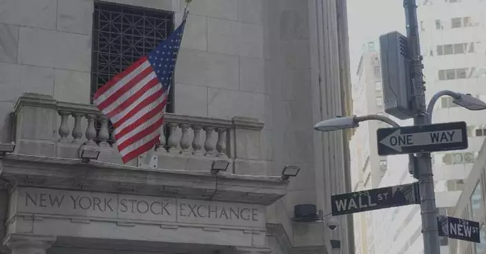 US stocks close lower, US dollar ticks up