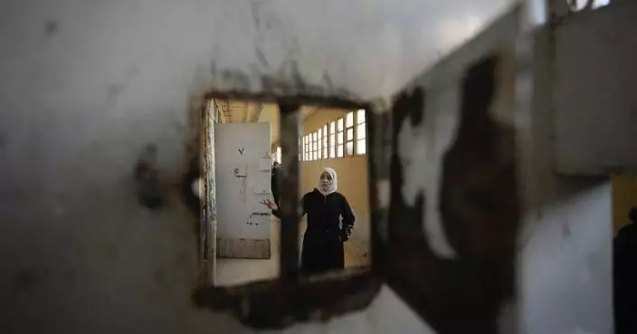 Thousands scour Syria&#8217;s most horrific prison but find no sign of their loved ones