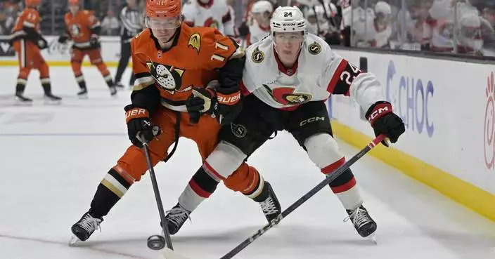 Ducks F Trevor Zegras leaves game abruptly, ruled out with lower-body injury