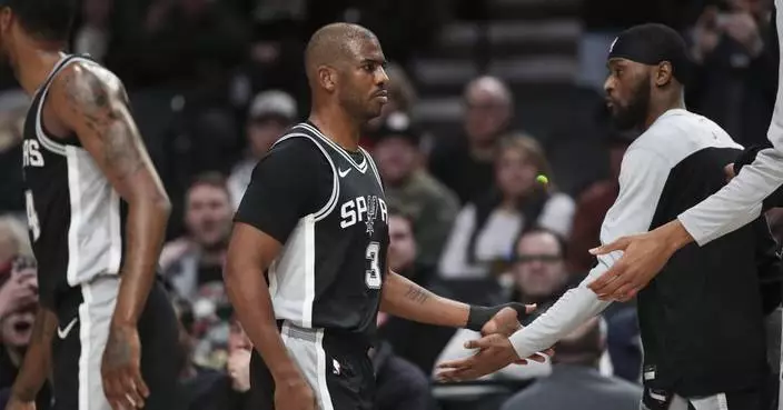 Chris Paul ejected from Spurs' game against the Trail Blazers