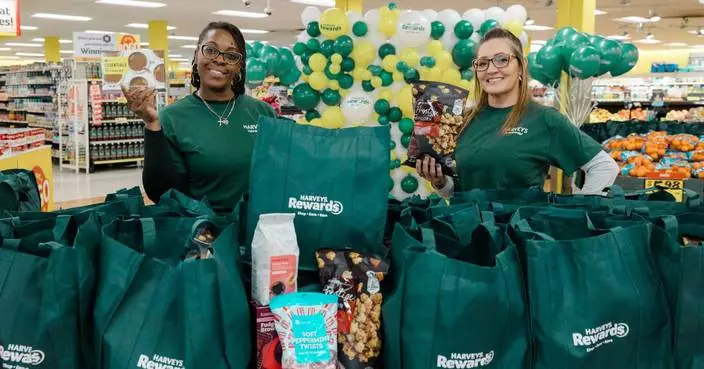 Southeastern Grocers gives customers extra jingle in their pockets with over $50,000 in free groceries