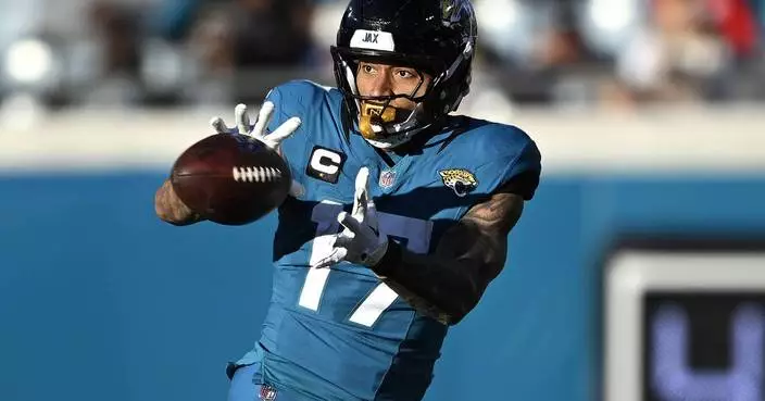 Jaguars TE Evan Engram to have season-ending shoulder surgery and join QB Trevor Lawrence on IR