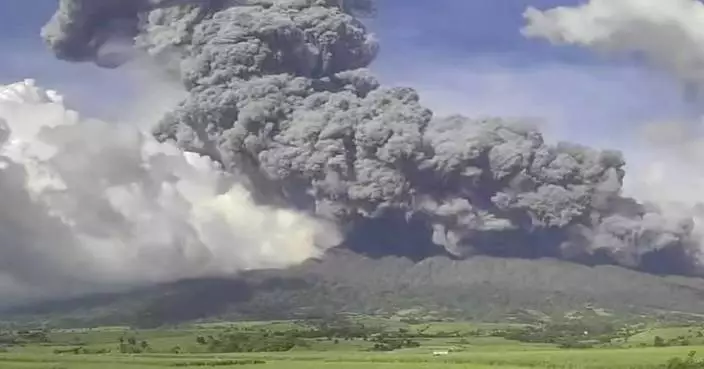 Mass evacuation of Philippine villages underway after a brief but major volcanic eruption