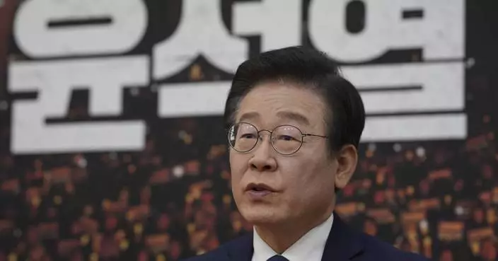 South Korea's opposition leader questions President Yoon's state of mind after martial law chaos