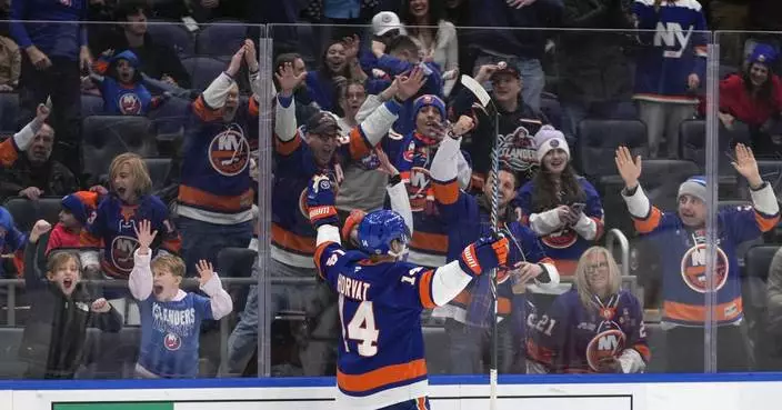 Pageau, Horvat lead Islanders to 4-3 win over Hurricanes