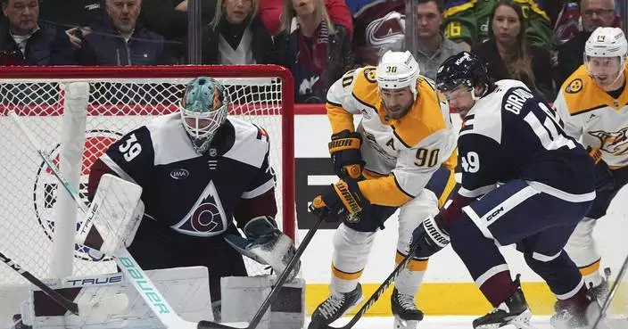 Blackwood has 38 saves in debut, Avalanche beat Predators 5-2